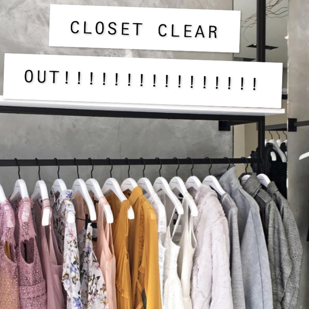 🌸🌺Closet clear out !!!!!🌸🌺 Priced to sell!!